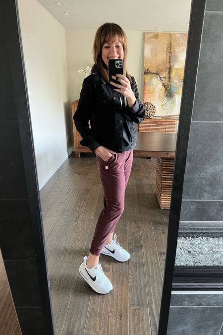Athleisure, travel or cute mom on the go outfit!!✈️

Levi’s, Kohl’s, Vuori, joggers, travel outfit, Nike Air Max, white sneakers, trucker jacket, travel outfit 

#LTKunder100 #LTKshoecrush #LTKstyletip