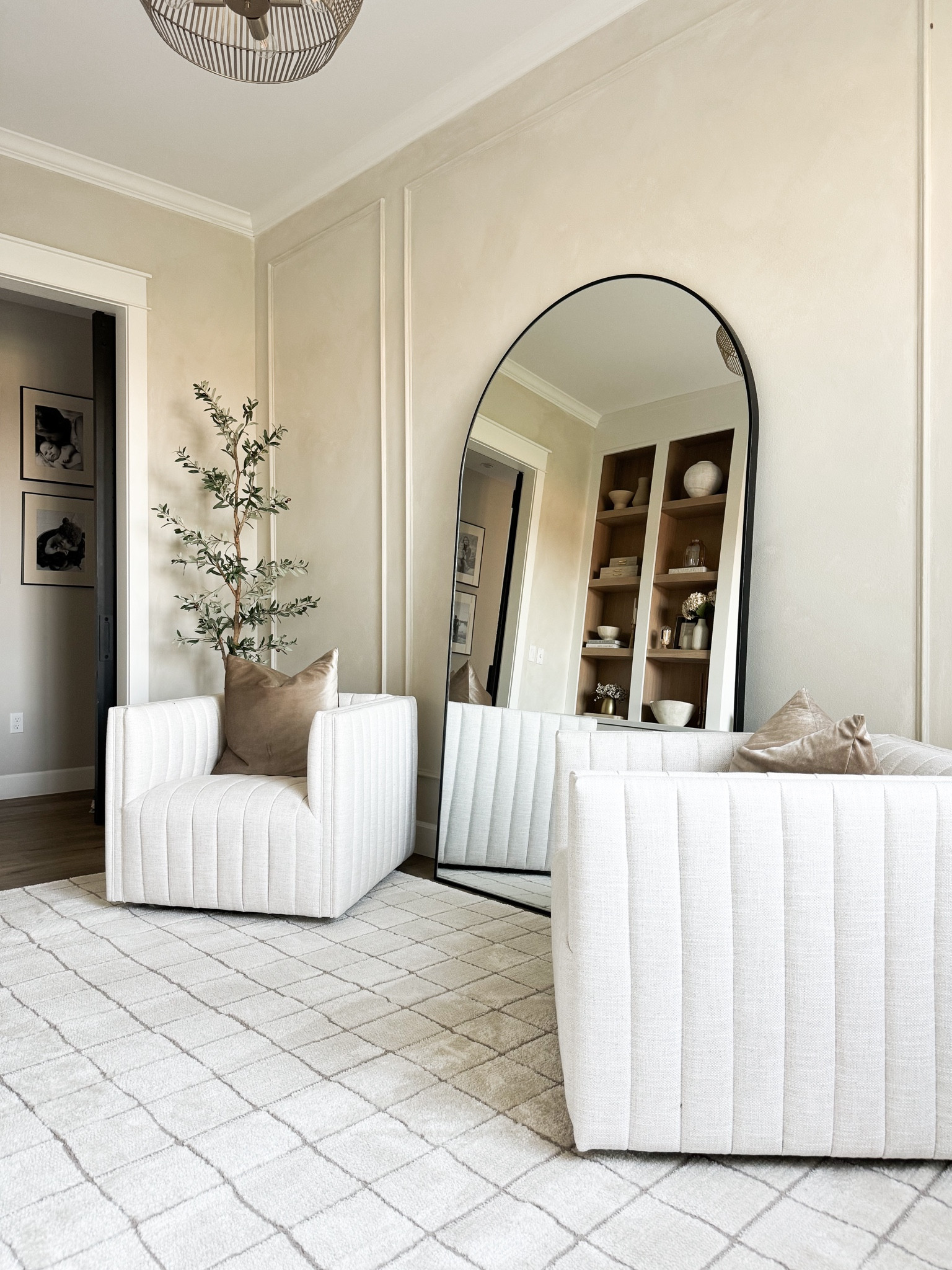 Who doesn't love a perfect neutral rug? I just am obsessed with this pattern in the new fall collection. Subtle and simple! 

area rugs. Neutral rugs. Office decor. Wall mirror. Accent chairs. Home decor. Area rug. Home office decor. Olive tree. Floor mirror  

#LTKStyleTip #LTKFindsUnder50 #LTKHome