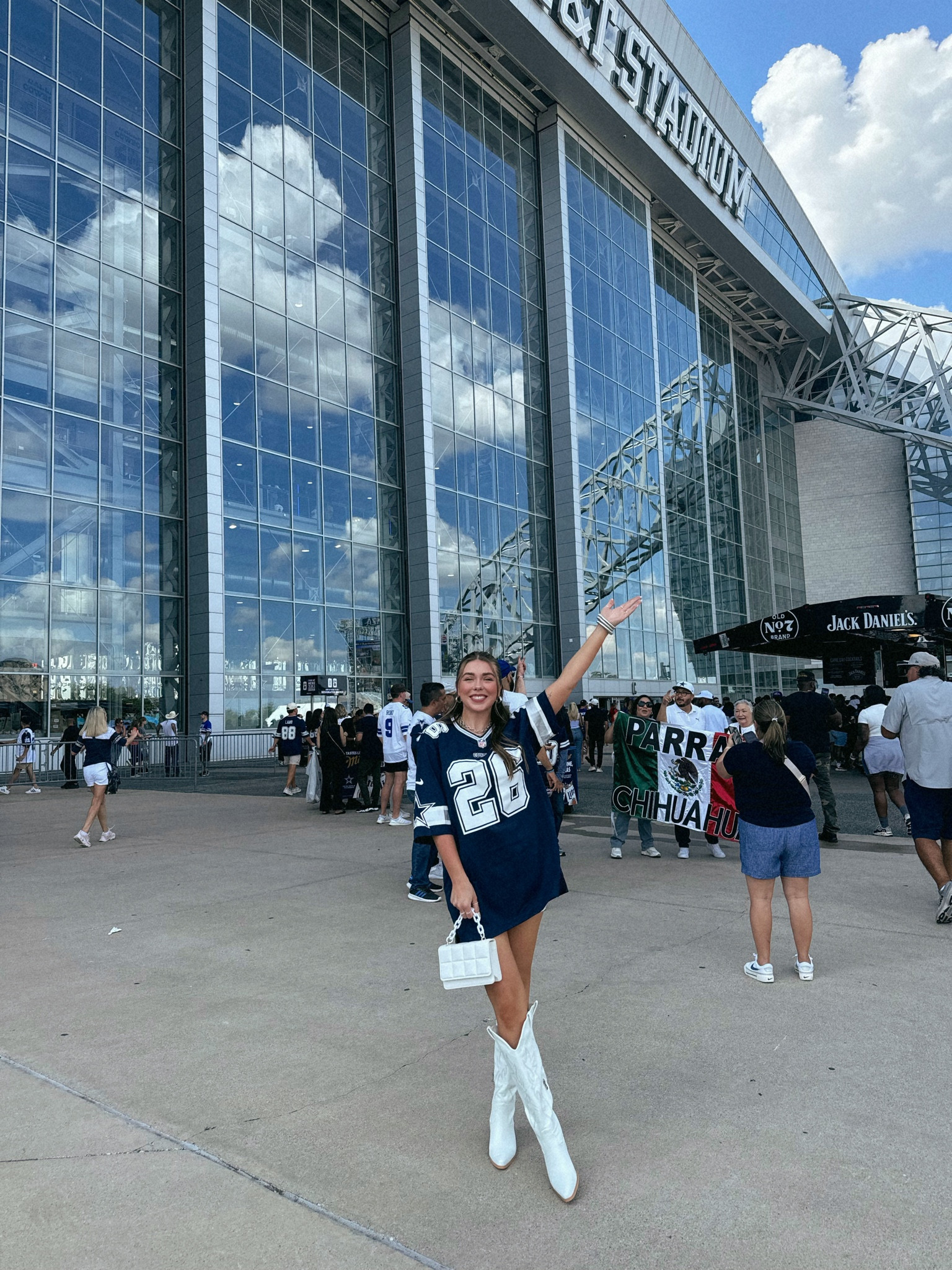 An easy Amazon game day fit 🤩🏈

#LTKShoeCrush #LTKSeasonal #LTKStyleTip