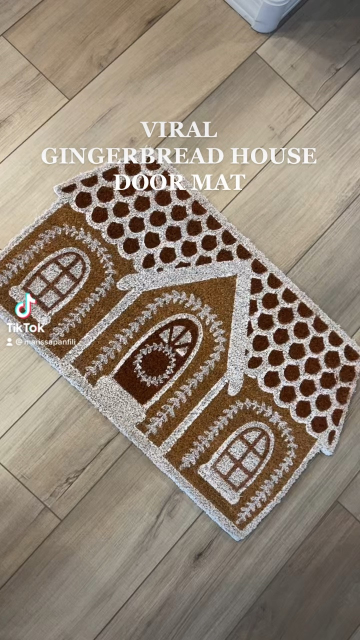Viral gingerbread house door mat for $12!!! 

#LTKHoliday #LTKhome #LTKSeasonal