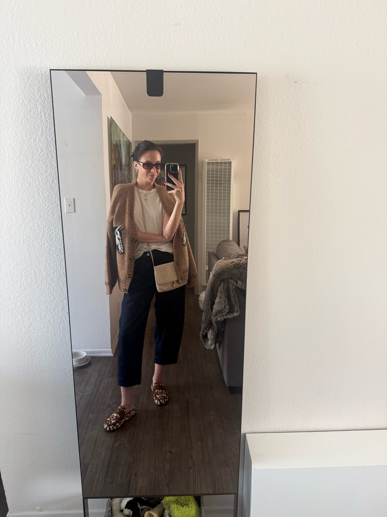 Easy, casual comfy #malfit #outfit ideas #everydayoutfit #casualoutfit #whatiwore #ootd #outfitinspo #everydaystyle #neutraloutfit #denim #levis #cardigan

#LTKdayinmylife #LTKgrwm #LTKootd