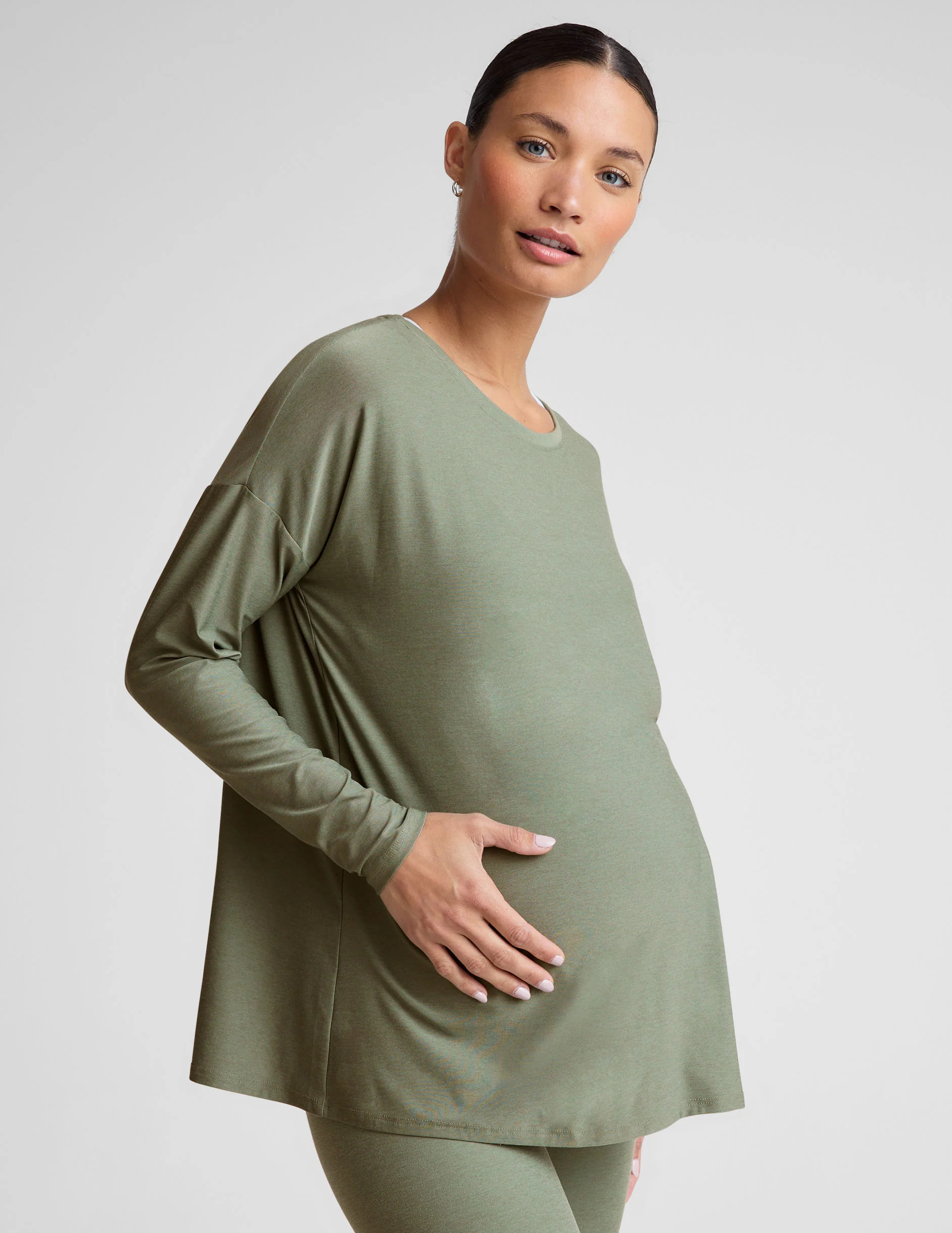 Featherweight Feels Like Home Long Sleeve Maternity Top | Beyond Yoga | Beyond Yoga