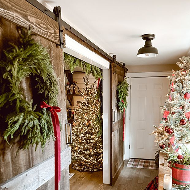 Lush Redwood And Cedar Wreath | Antique Farm House