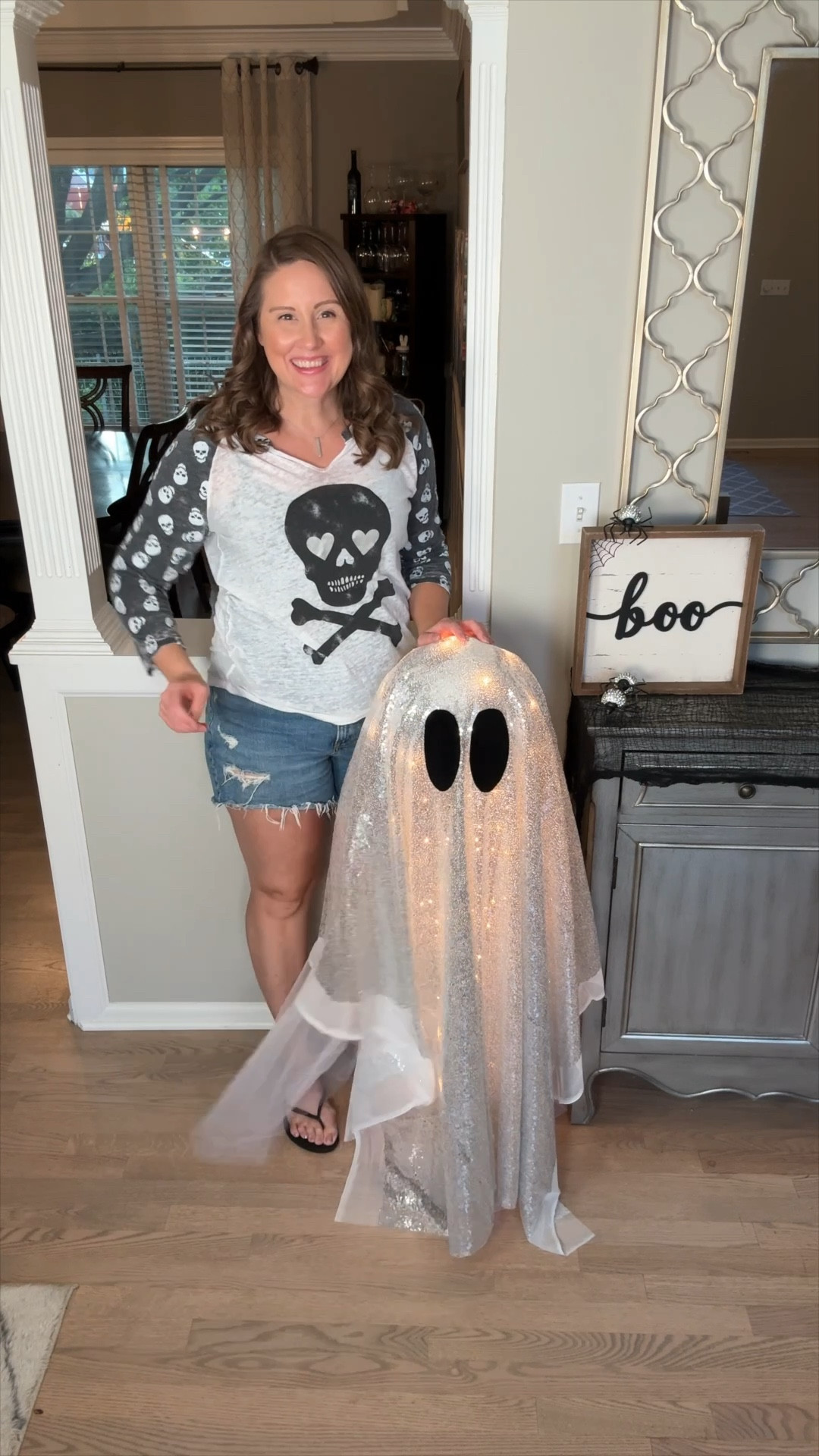 Celebrate the Halloween season with this adorable Disco Ghost!  This is such an easy DIY, try it for yourself! #HalloweenDIY #HalloweenDecor #DIYHalloweenDecor #Halloween2024

#LTKHome #LTKFamily #LTKSeasonal