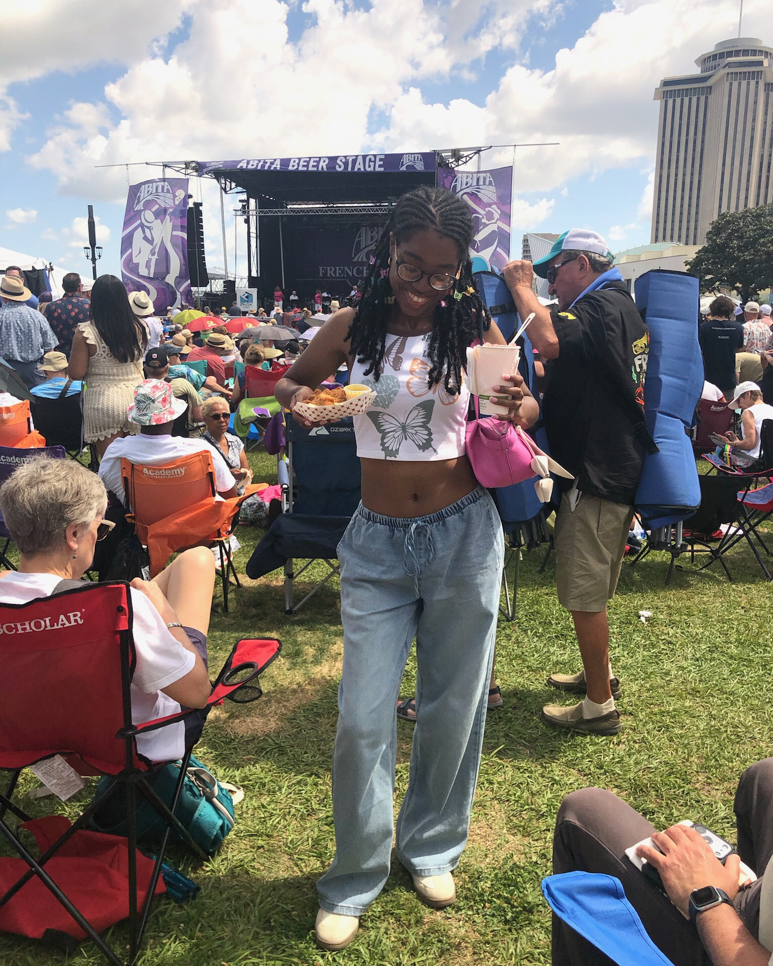 French Quarter Fest ‘26 Day 2 🫧⚜️💕

Cropped Graphic Tank Top: Princess Polly  Denim Jeans: Vanilla Star Jeans  Sneakers: Reebok + Marshalls Butterfly Hair Clips: PrettyLittleThing Hoop Earrings: Time and Tru + Walmart  Purse: Steve Madden + Marshalls 

#LTKFestival #LTKootd
