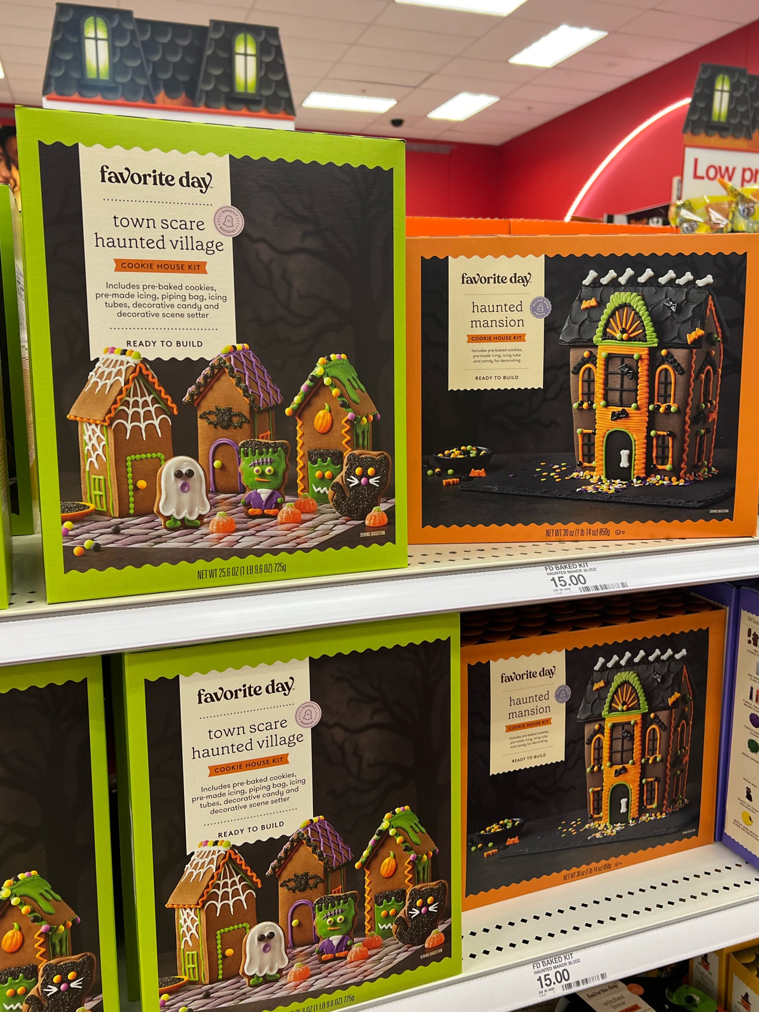 How fun are these cookie Halloween house kits! 🖤


Halloween, spooky season 


#target 

#LTKHalloween
