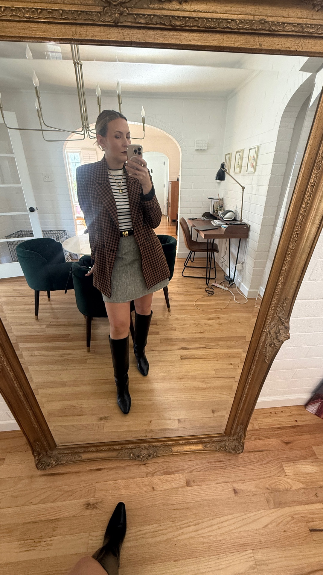 Proof that my closet is built on staples + stories 🤍
This mini skirt is handmade by me (again—because when you love a silhouette, you make it in everything).

Paired with a striped tee I picked up at Galeries Lafayette in Paris last year—one of those forever pieces that instantly makes an outfit feel intentional. Layered with an old Free People gingham blazer that just keeps getting better with time.

Finished with my go-to Anne Klein boots (a true workhorse), and the newest obsession: this Madewell belt—rich, structured, and honestly so luscious it pulls the whole look together.

I love outfits that feel timeless but personal—pieces you reach for again and again, mixed with things you’ve made yourself.

Shop similar staples + textures here ✨
#LTKstyle #HandmadeWardrobe #ParisStyle #SlowFashion #EverydayChic #MiniSkirtMoment #WardrobeStaples #OOTD

#LTKgrwm #LTKMidsize #LTKootd