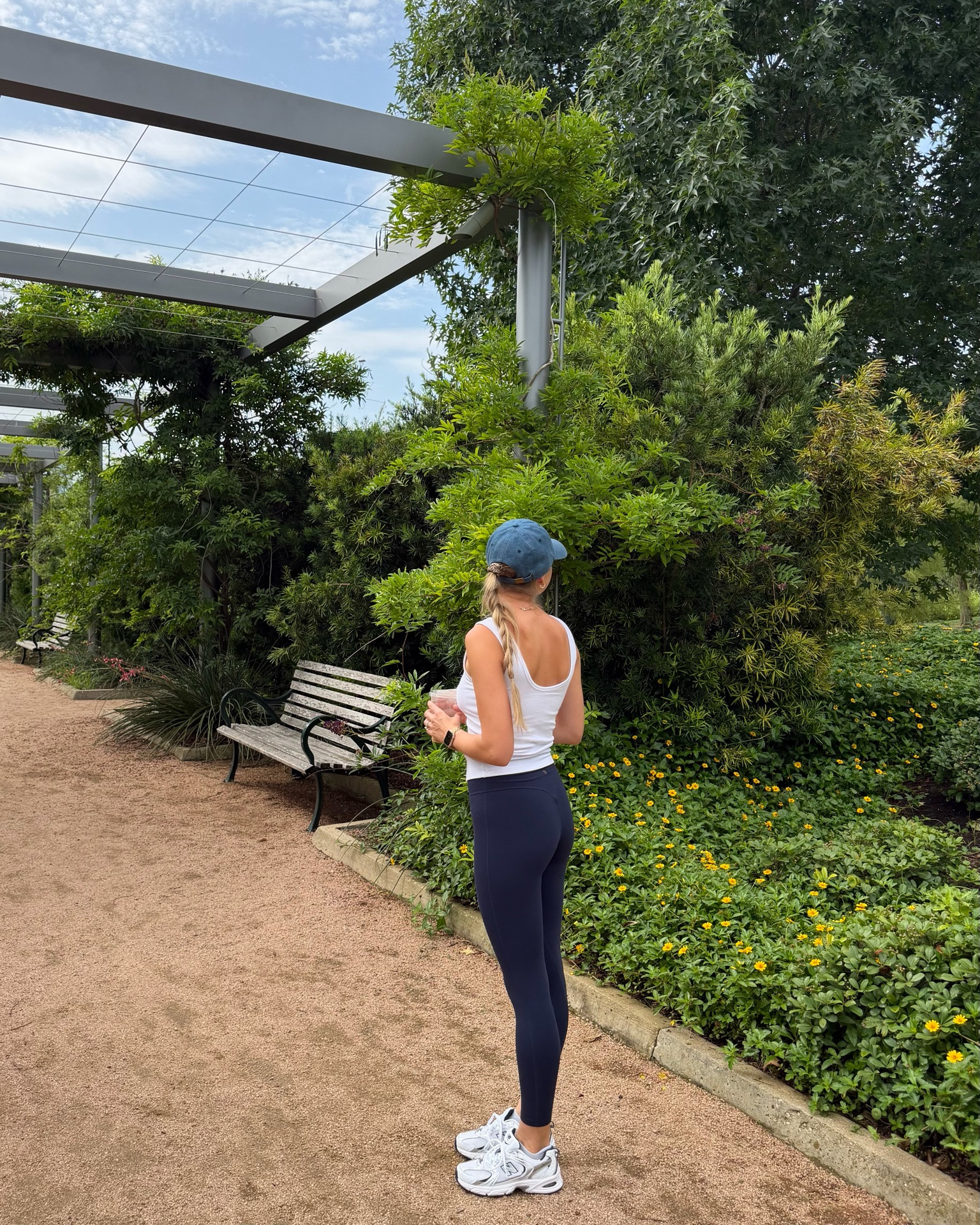 Mom outfit for the zoo! Loveee these leggings! Wearing a S in leggings and bra tank

#LTKootd #LTKmomlife #LTKfitnessgoals