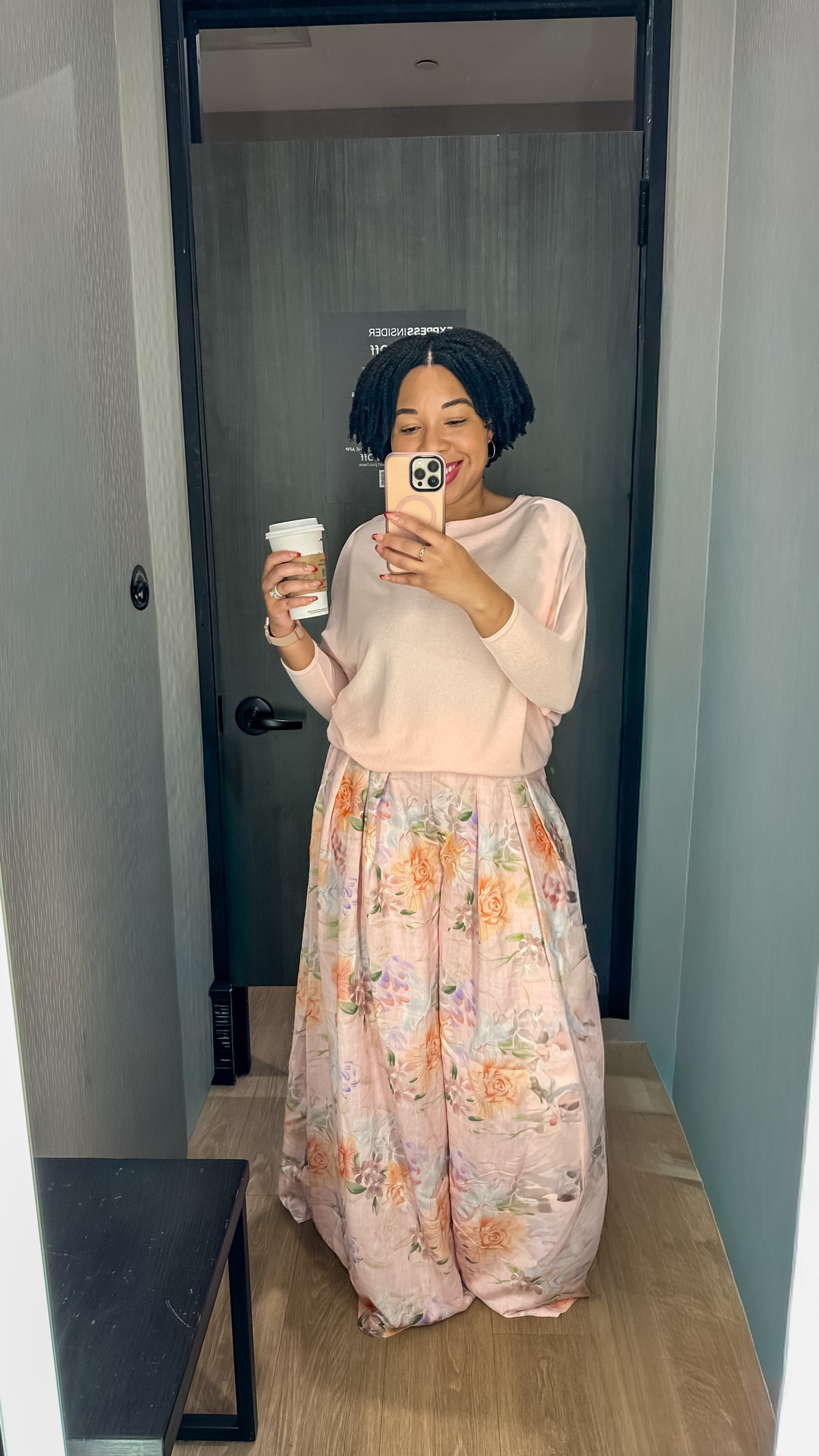 Ultra wide leg pants for the summer. You’re missing out if you don’t have at least a pair in your closet. I linked a few options below for you!

#LTKootd #LTKSaleAlert #LTKOver40