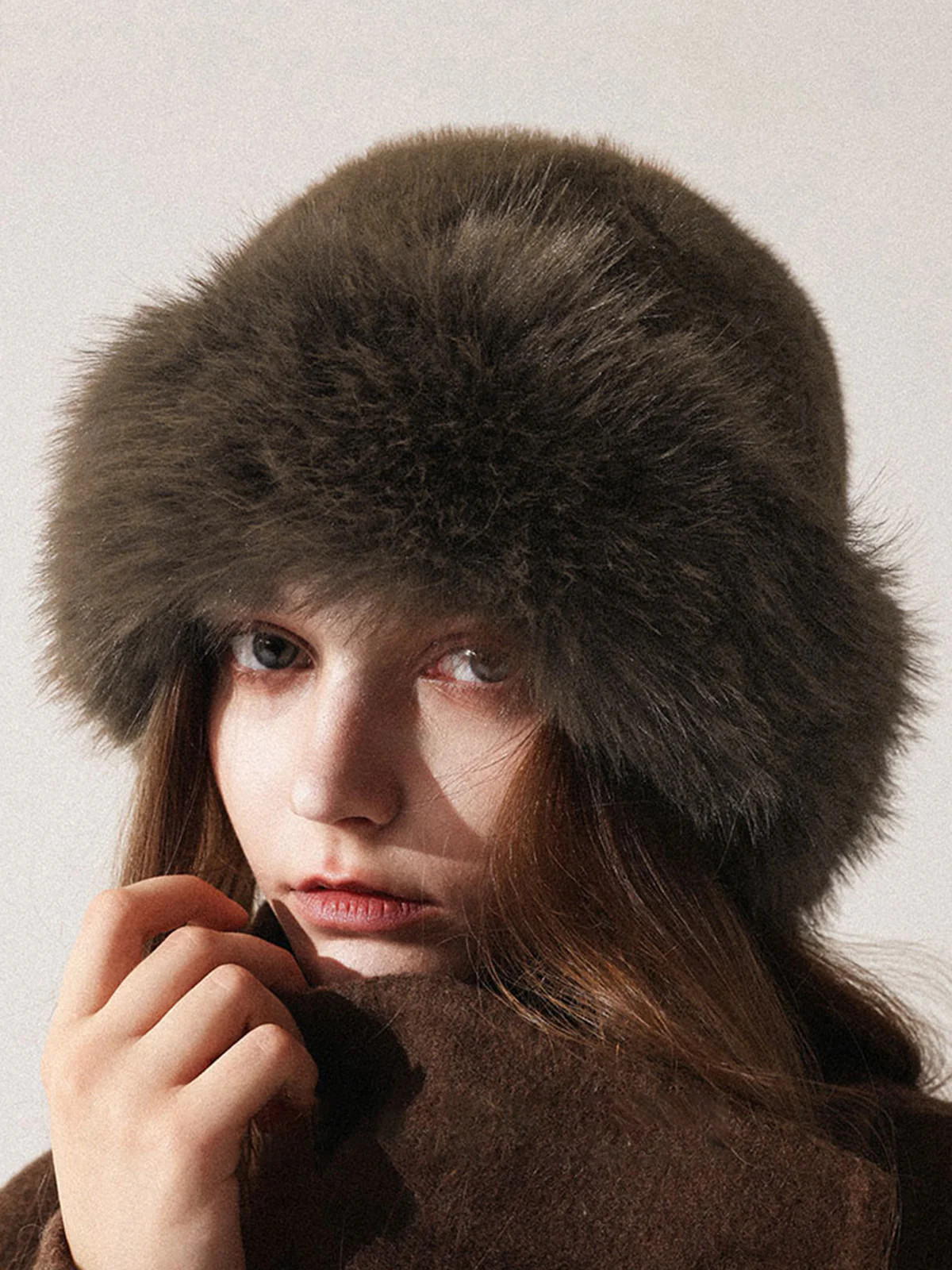 Minimalist Fuzzy Bucket Hat | Commense