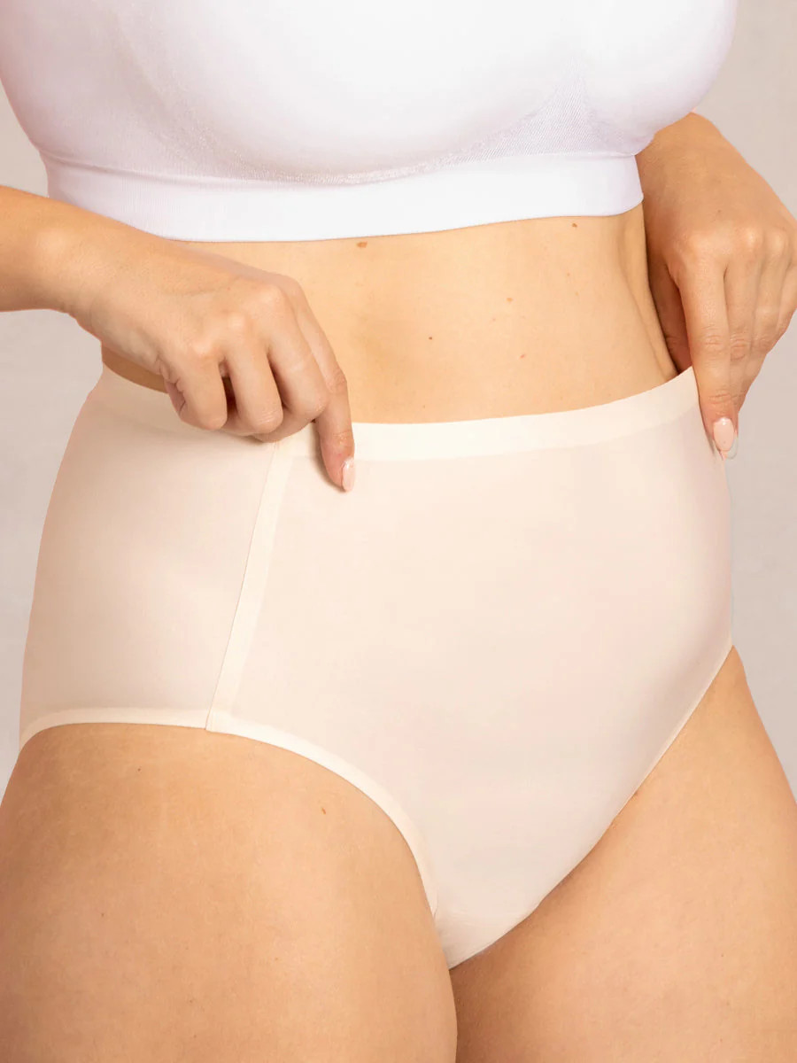 Truekind Seamless Panty Shapewear Beige 2XL - 4XL | Shapermint