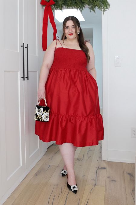Plus size red holiday party dress look 

#LTKparties #LTKHoliday #LTKplussize