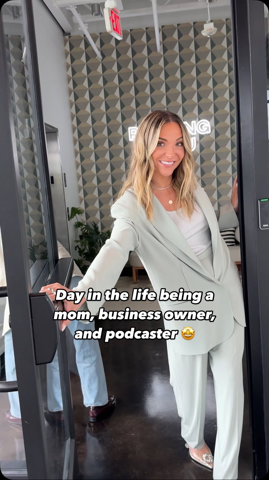 A day in the life being a mom, business owner and podcast host…!😅

#LTKTravel #LTKStyleTip