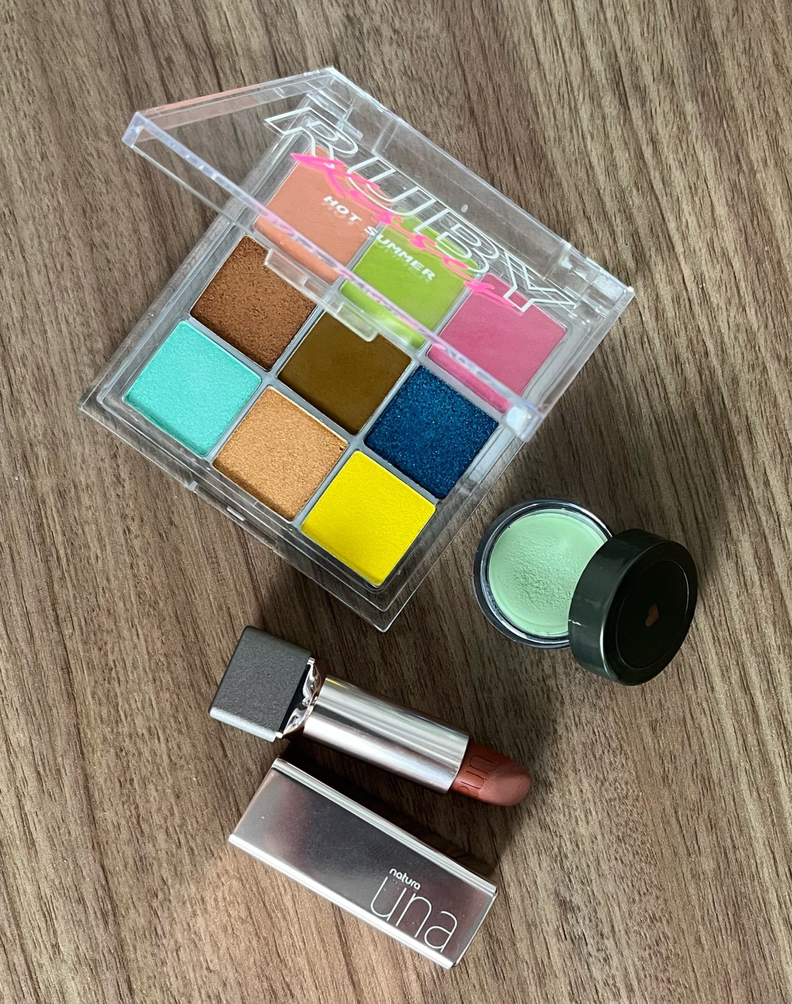 Os produtos que vou resenhar semana que vem 😍💙 

#LTKmidsize #LTKbrasil #LTKbeauty