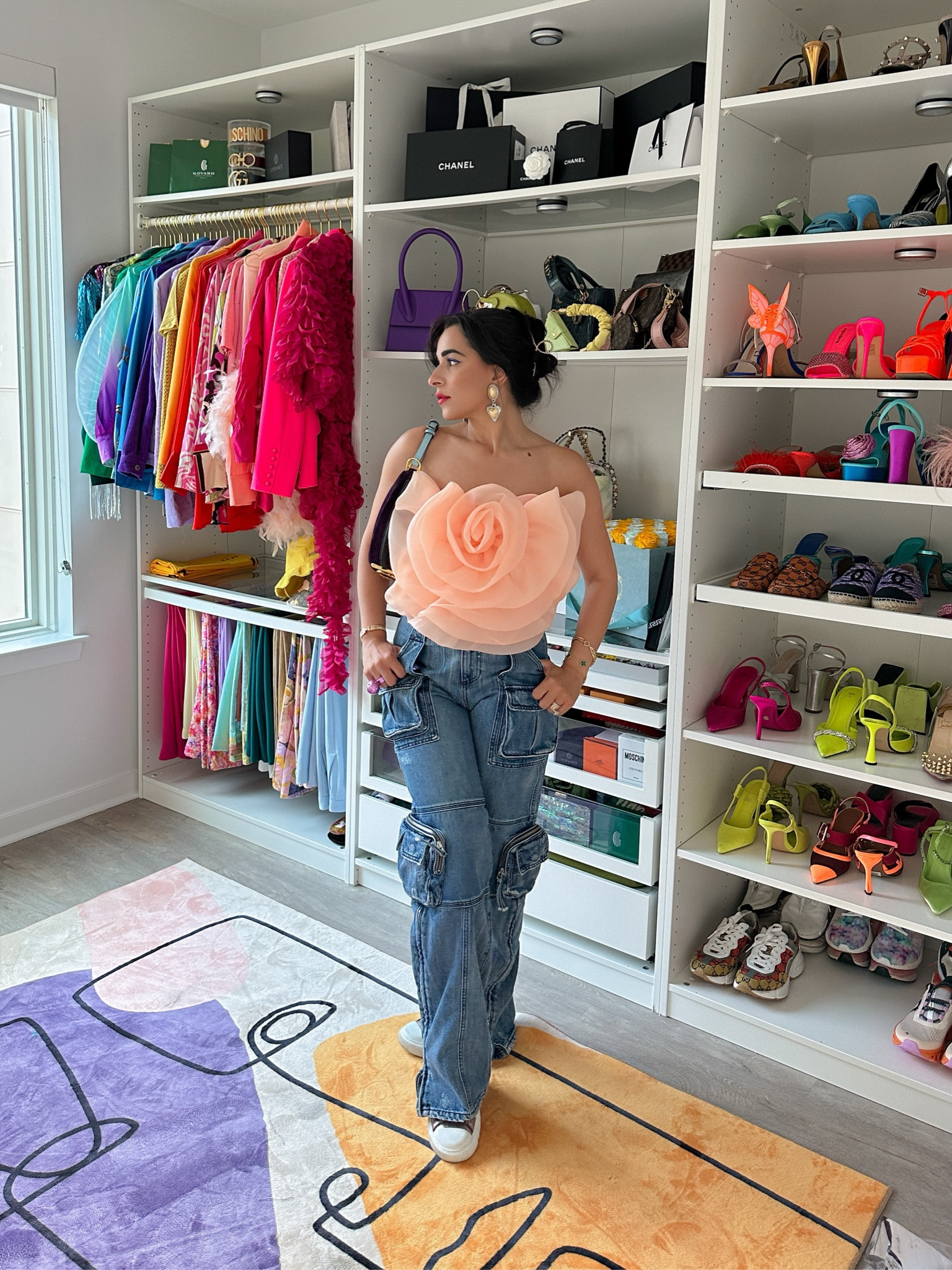 I have styled this STUNNNNING Livie Peach top many different ways depending on the Vibe we’re going for! Let’s start with the third way to style it for a casual outing!
•
Shop this look && Follow me on Instagram at @nardinemarie for more Colorful Style finds! 

#LTKU #LTKFind #LTKstyletip