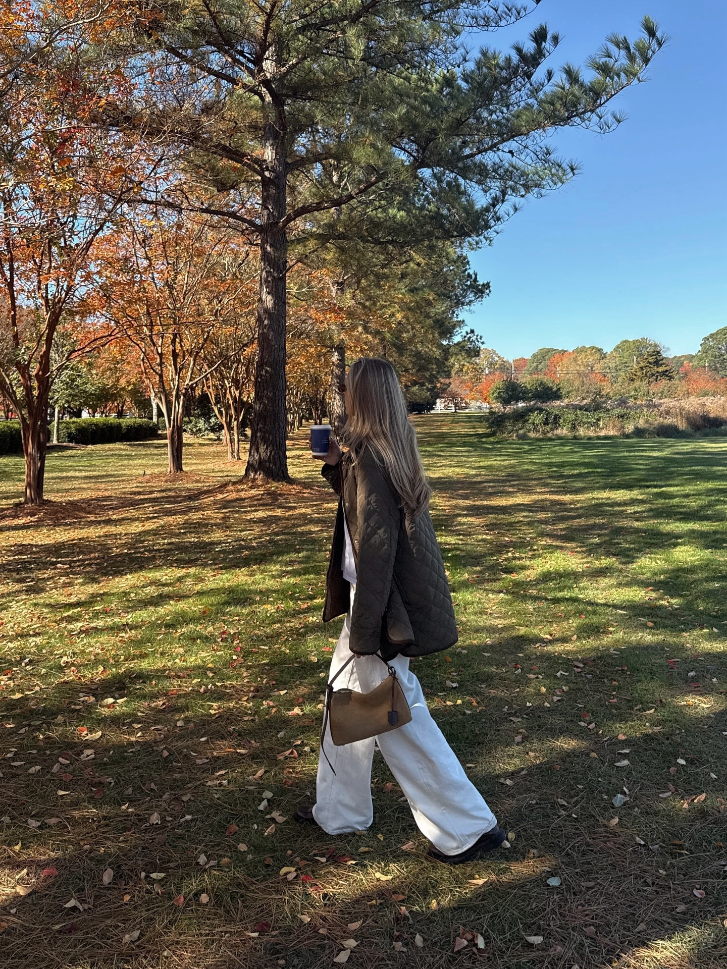 coziest week out east 🍂🦪🤎🦀🪵