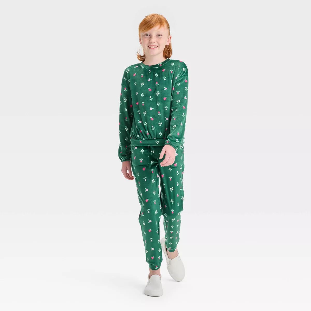Girls' Microfleece Floral Pullover Sweatshirt - Cat & Jack™ Dark Green M | Target