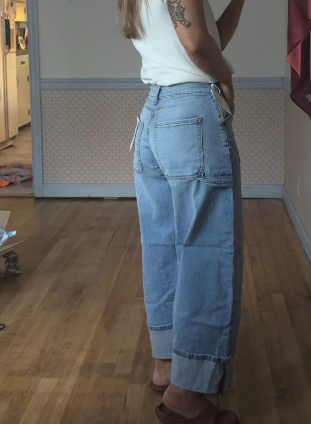 these jeans!! I’m wearing size 25 petite 

#LTKootd