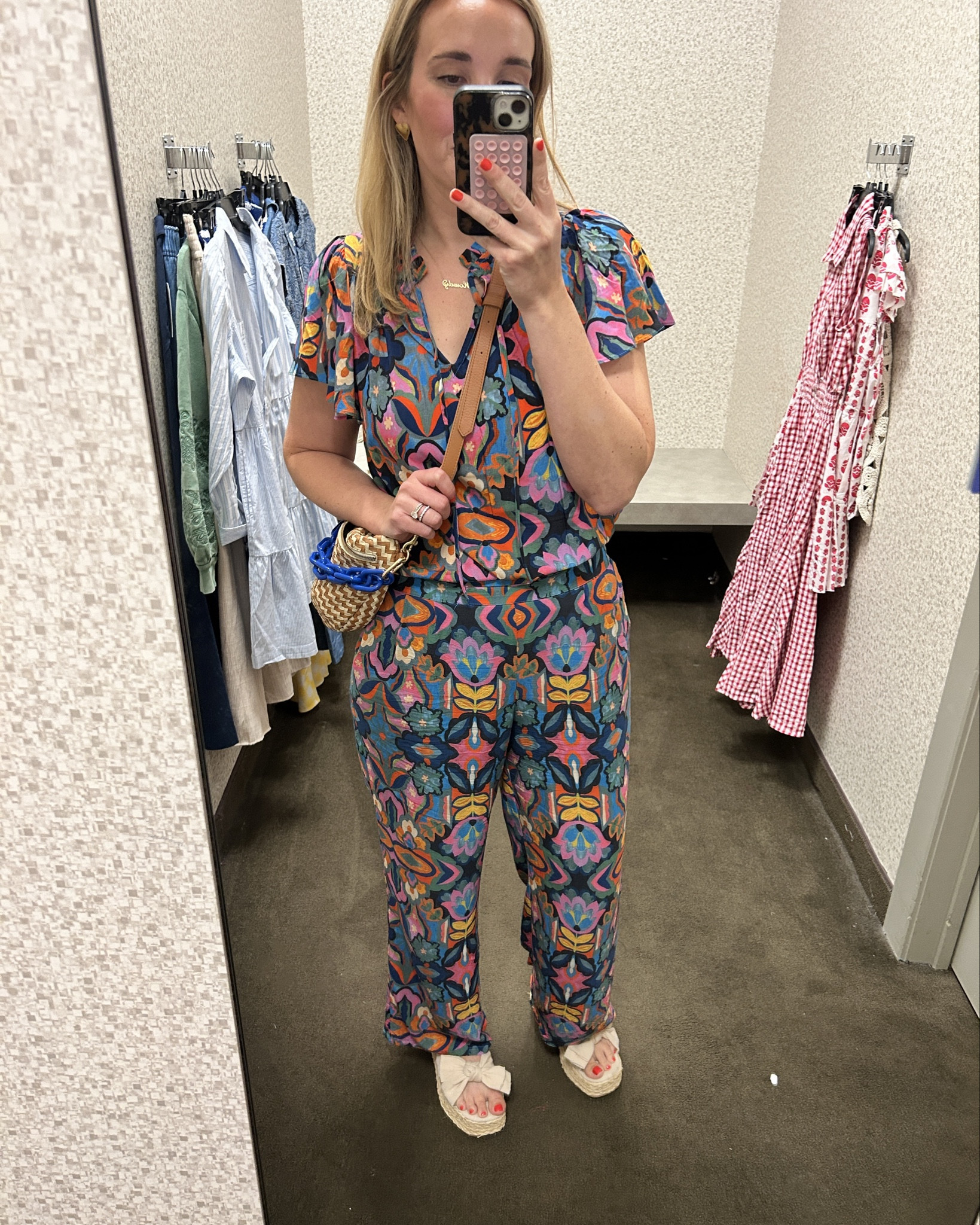 I’ve got my party pants on! Love this set! It’s so good together but also each piece can be styled on their own. These look like boutique pieces, but are very accessible and affordable. Im wearing a medium in the top and a large on bottom.

#LTKFindsUnder50 #LTKMidsize #LTKShoeCrush