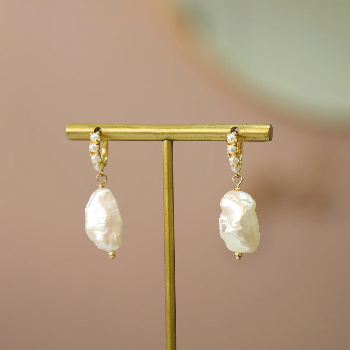 Drop The Pearl Huggies | Taudrey