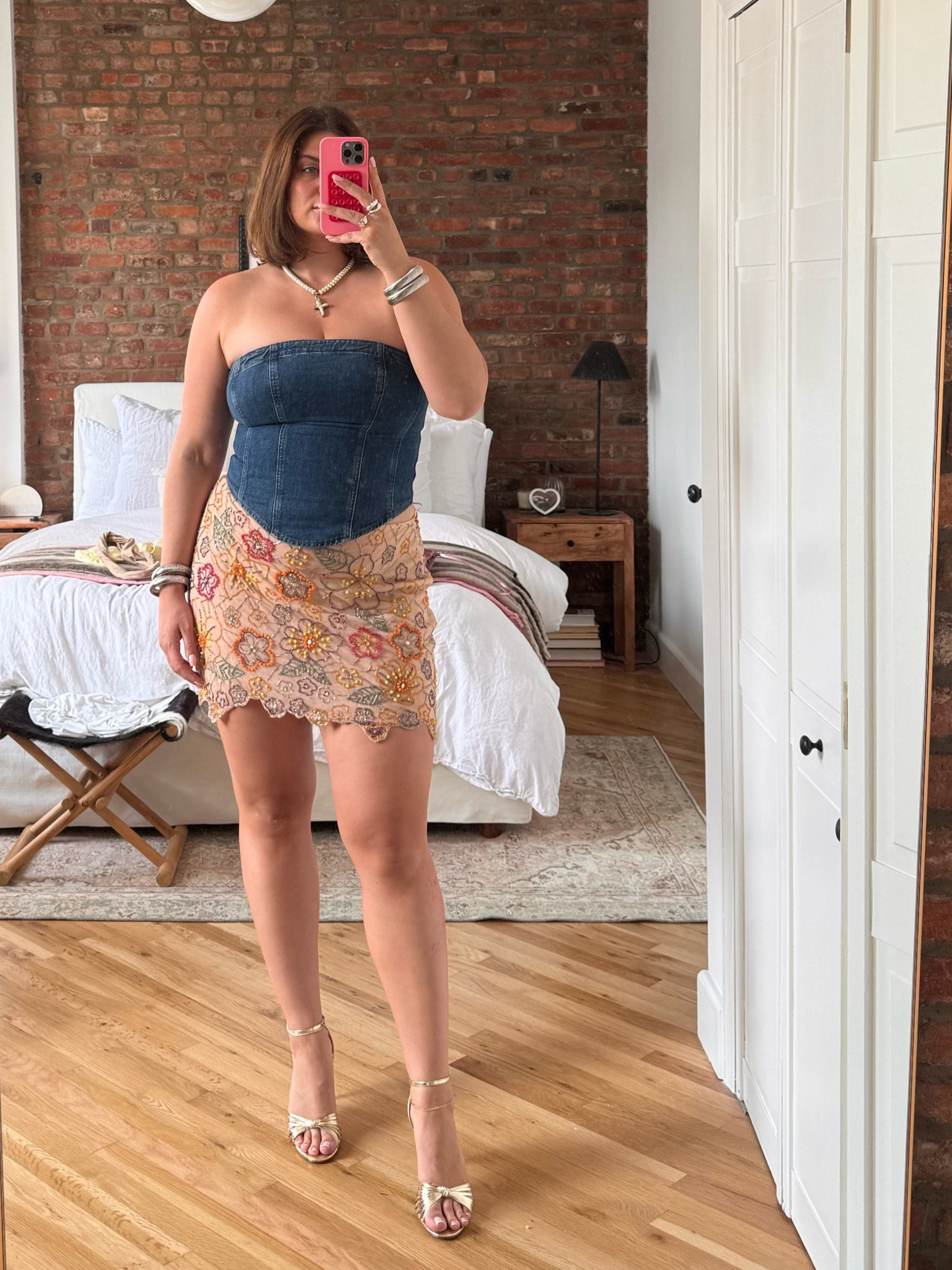 Summer outfit of the night! Obsessed with this beaded mini skirt 

#LTKMidsize #LTKShoeCrush #LTKSeasonal