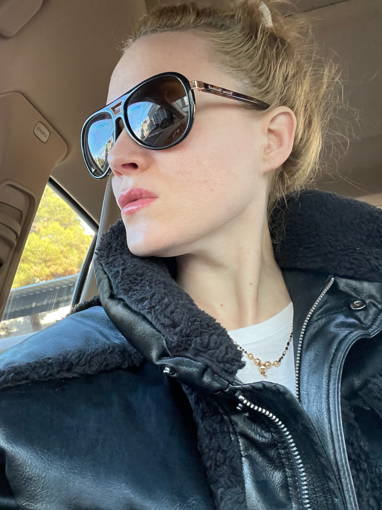 Just finished #reformerpilates - great way to start a morning! There is supposed to be a giant storm here later today, so I wore my bigger Alo Yoga coat. It’s on sale actually so go snap one up while you can!! ♥️♥️♥️

#LTKfit #LTKsalealert #LTKFind