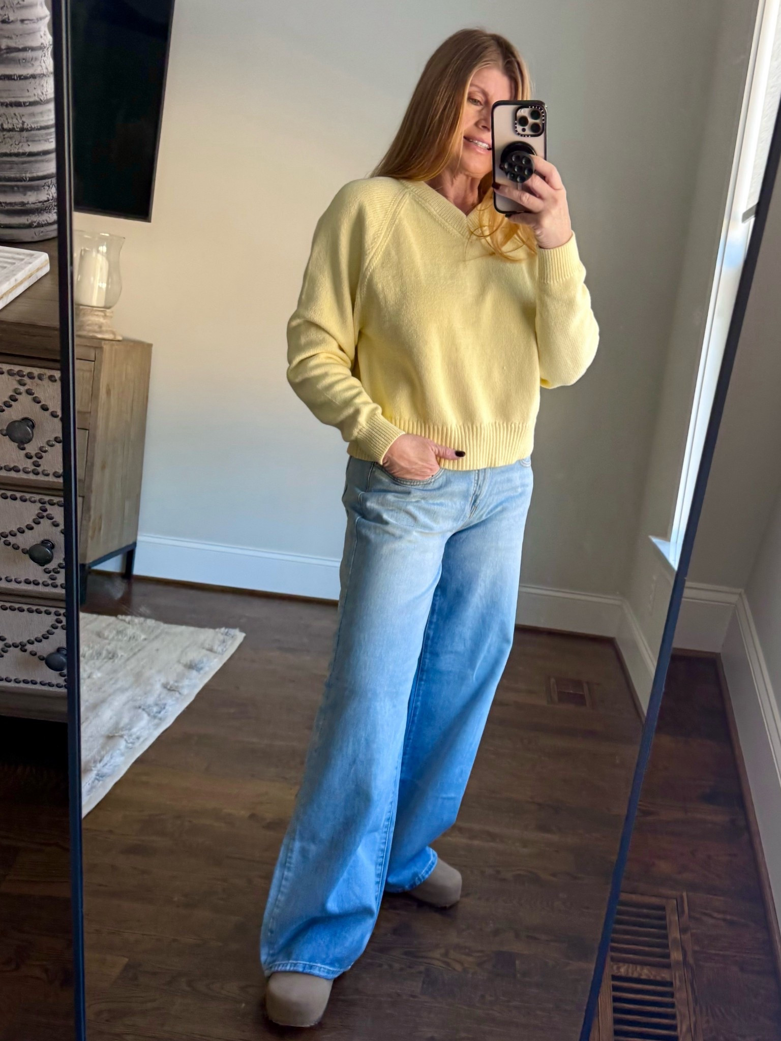 How cute is the OOTD from @Target ✨
#springsweater #yellow


#LTKootd #LTKmomlife #LTKOver40