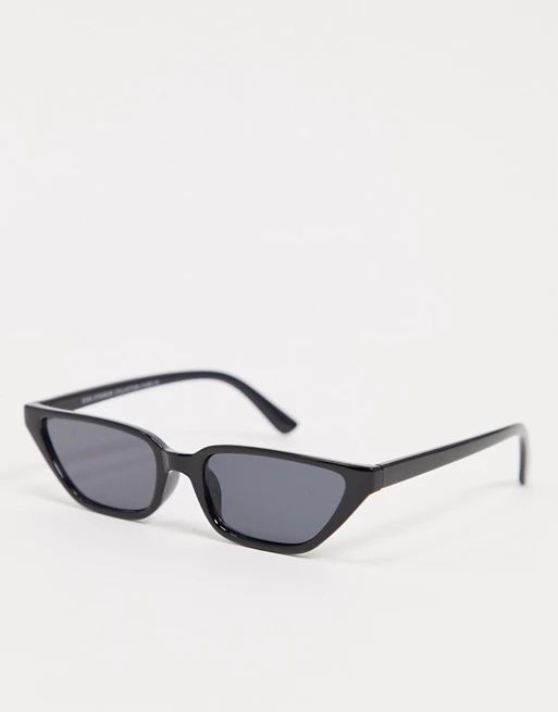 SVNX – Schwarze Cat-Eye-Sonnenbrille mit rauchigen Gläsern | ASOS (Global)
