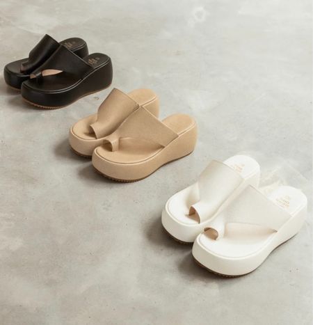 Platform sandals with toe strap. Multiple colors. 

#LTKstyletip #LTKFind #LTKSeasonal