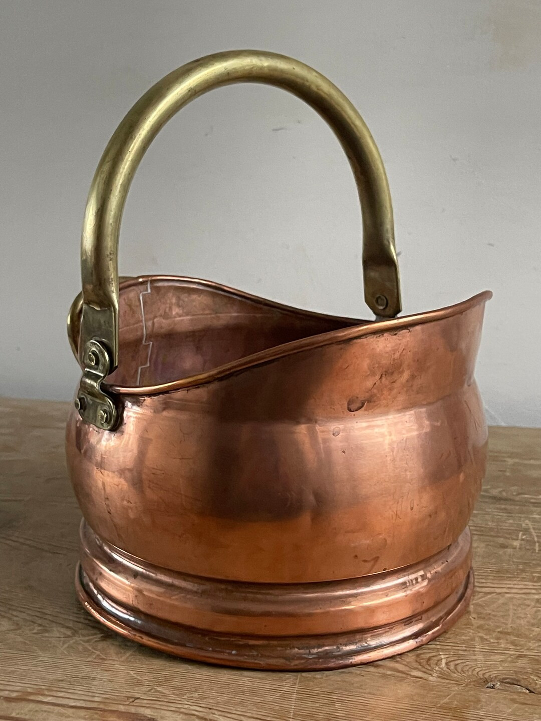 Antique Small Copper Coal Scuttle/kindling Bucket/indoor Planter With Brass Handle - Etsy | Etsy (US)