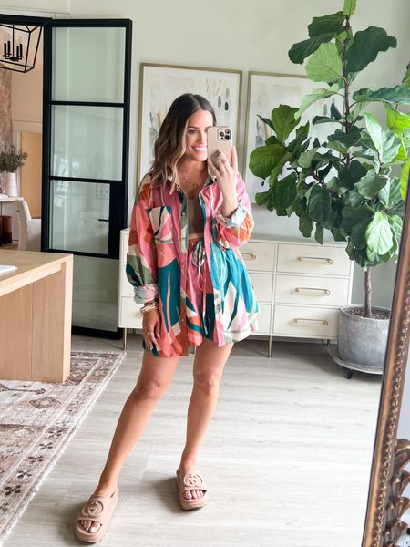 Wearing small in printed set- great coverup option too! Runs a bit oversized, so keep that in mind // slides tts // ALEXA20 for 20% off necklaces, ALEXA15 for 15% off bracelets // beach, set, vacation, maternity, bump friendly // 

#LTKbump #LTKshoecrush #LTKstyletip