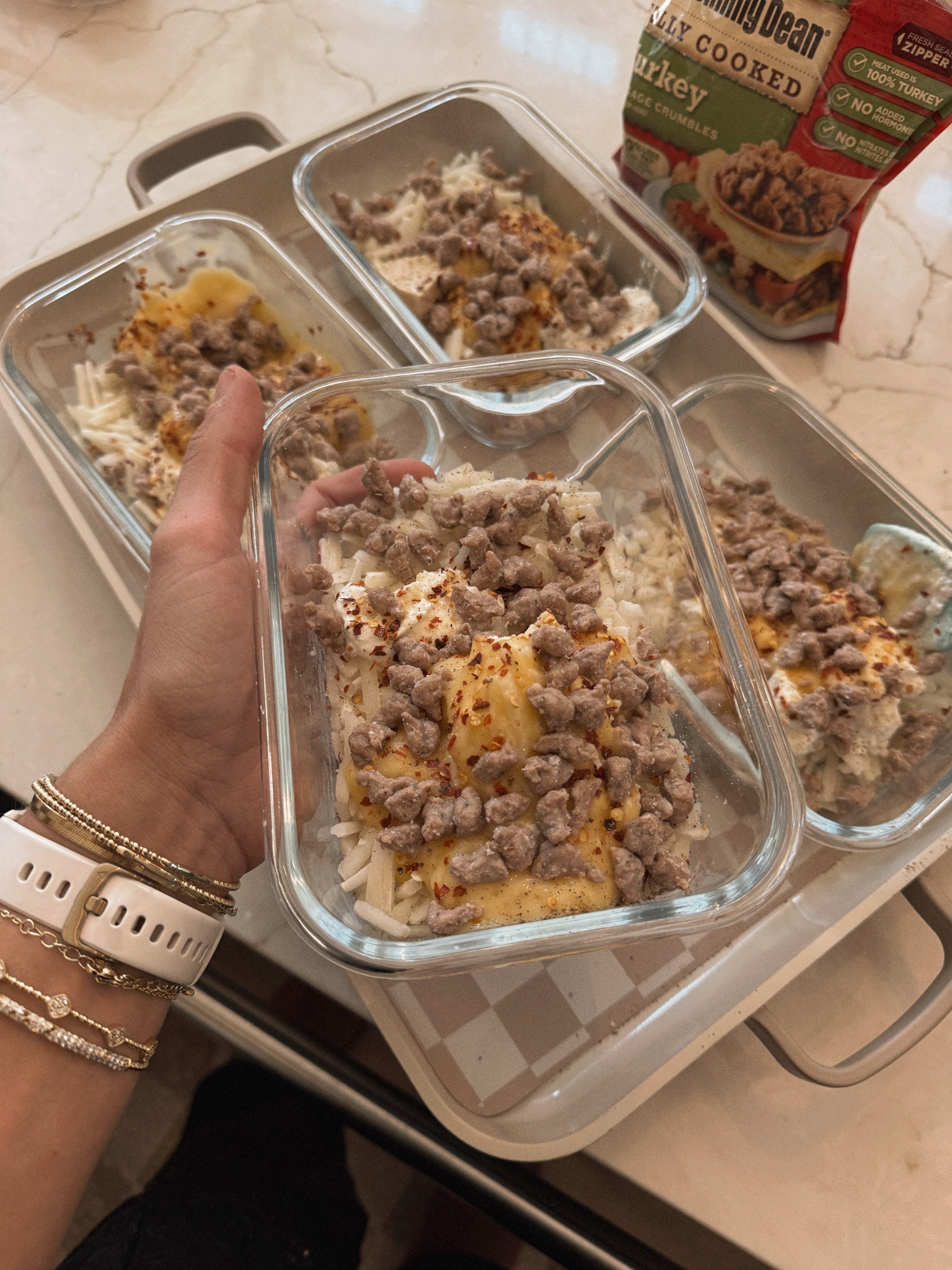 My fave Amazon glass meal prep containers 🤎✨ I bake / cook in them and everything! Perfect serving size.

Organize / home / under $40 / amazon finds / Holley Gabrielle 

#LTKHome #LTKSaleAlert #LTKFindsUnder50