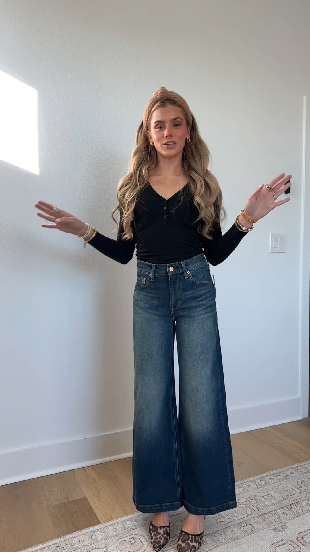 Gap size 24/00 jeans. Fitted in the waist & hips with a full-length, relaxed wide leg. This jean has a loose fit – size down for a slimmer fit.

#LTKootd #LTKWorkwear #LTKSaleAlert