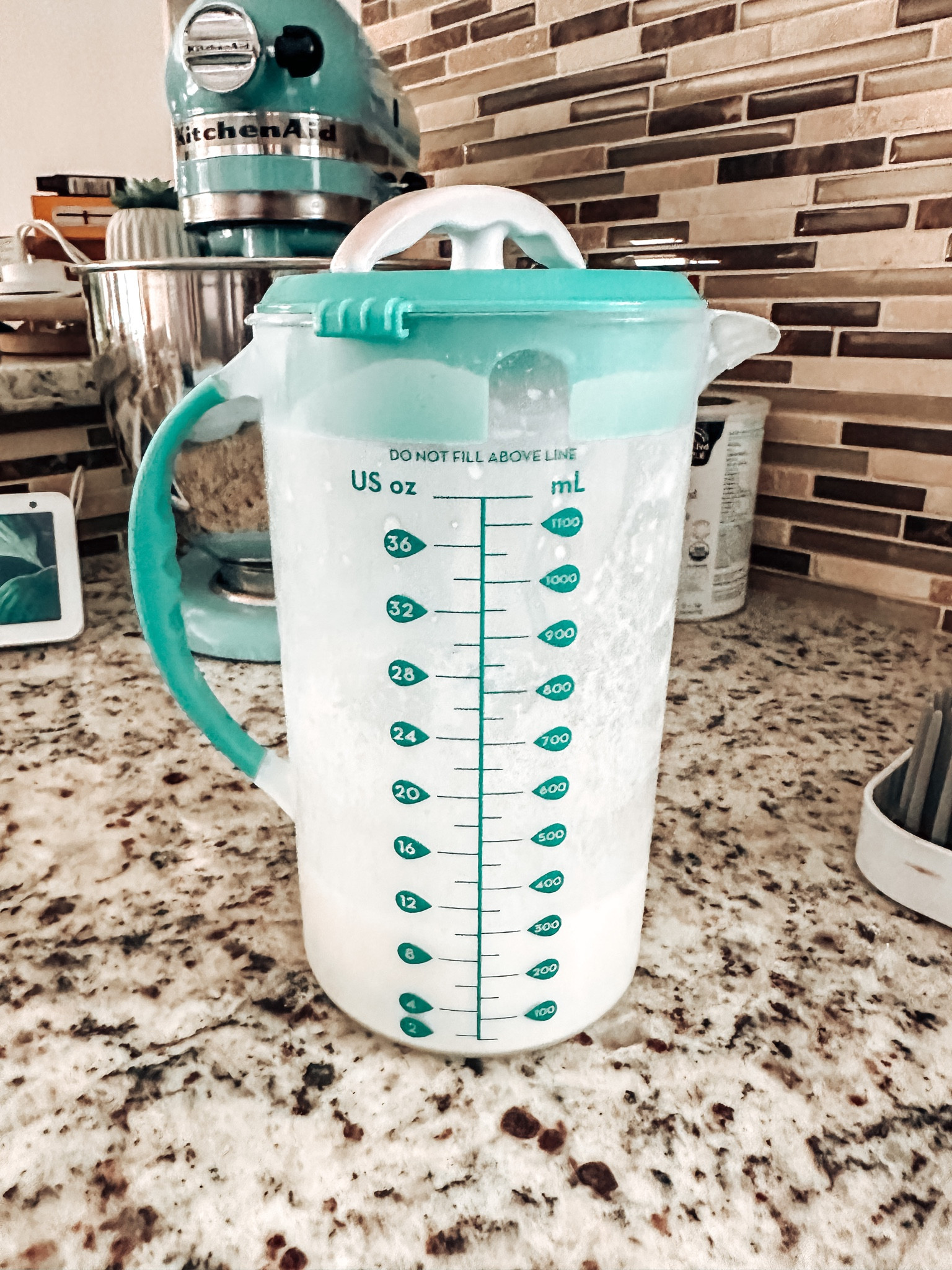  Dr. Brown's Baby Formula Mixing Pitcher with