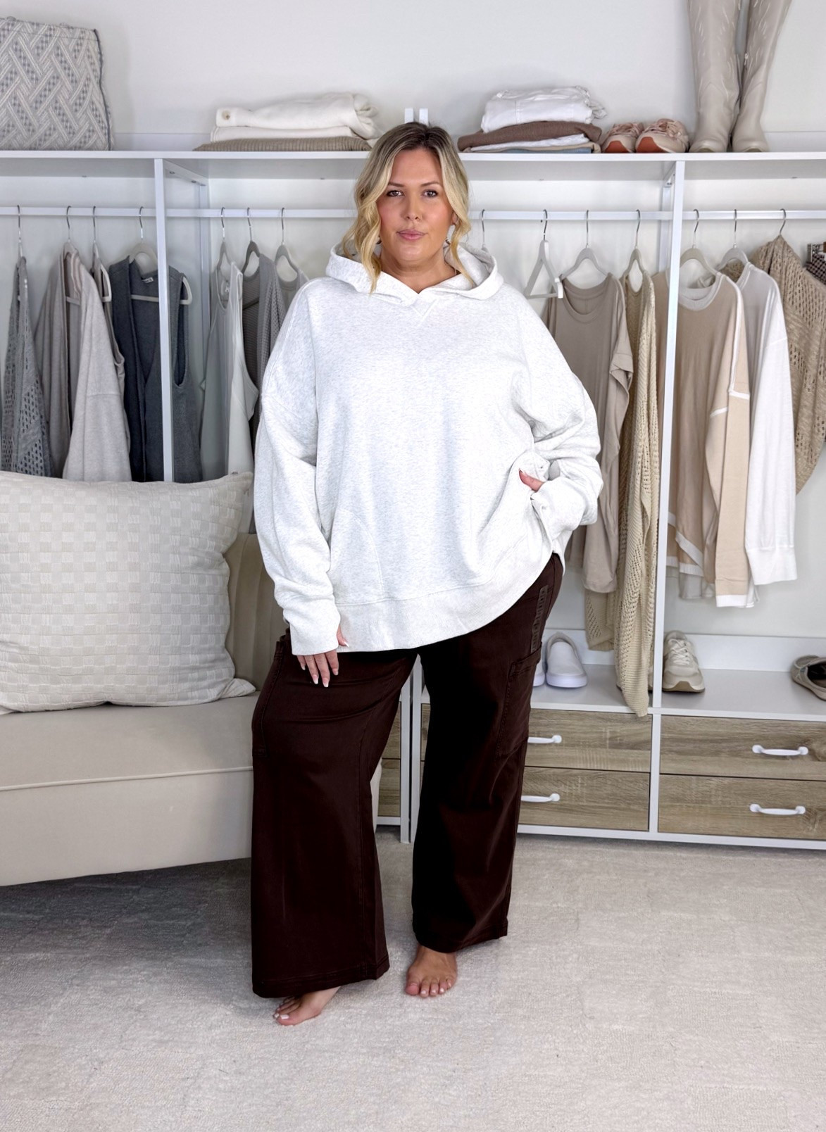 American Eagle haul. Wearing an XXL in everything! Plus size, outfit inspo, fall fashion, mom life, apron belly