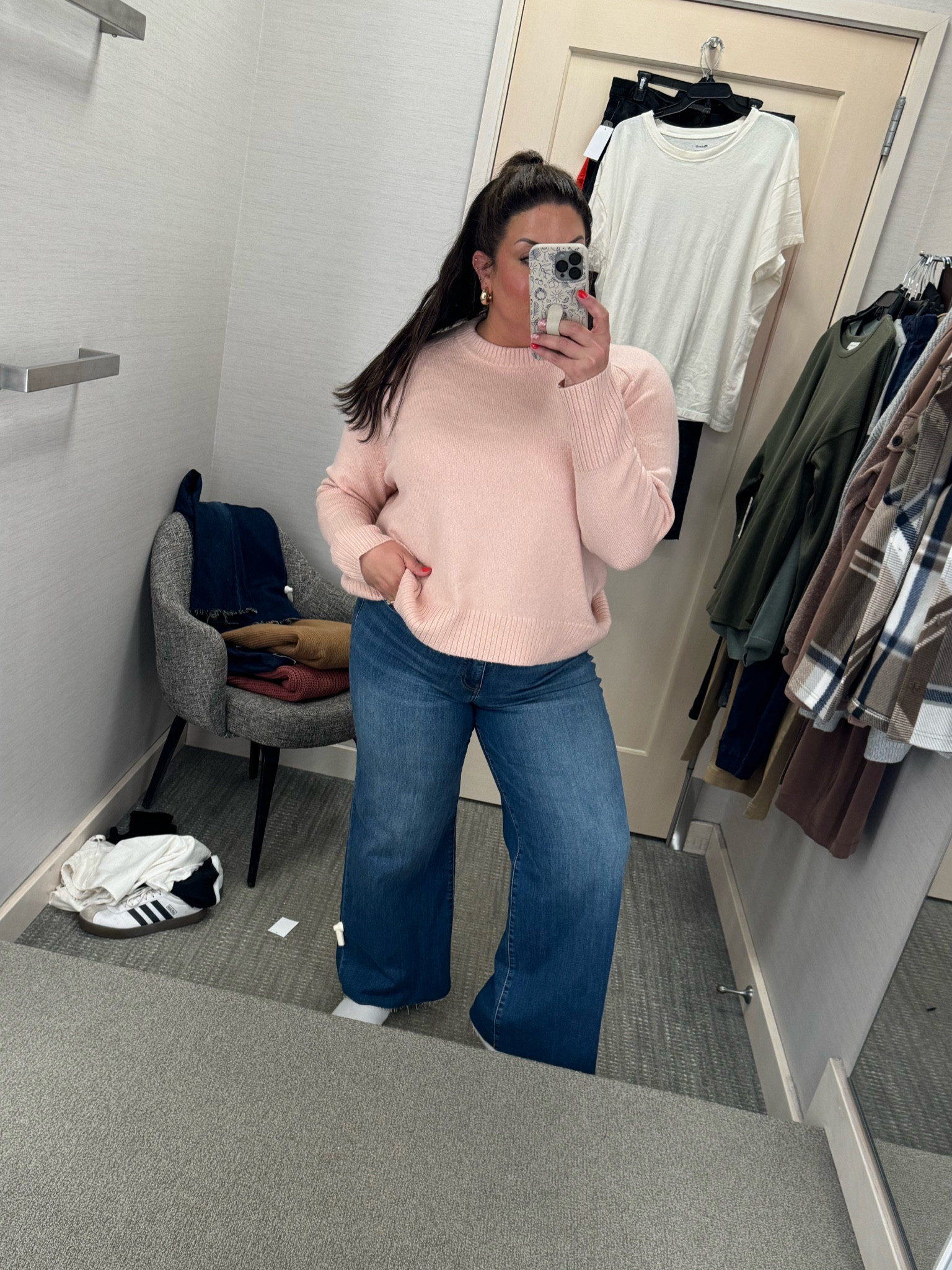 I loveee this sweater! Lightweight and not itchy at all. I’m wearing an XL but think I could have done a L. 

#LTKMidsize #LTKSaleAlert #LTKxNSale