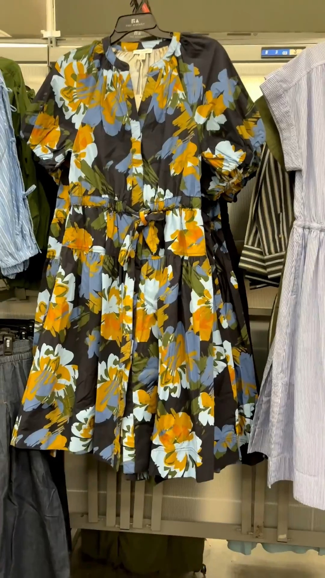 🤩 Wow Walmart! These colors are a refreshing sight for fall.