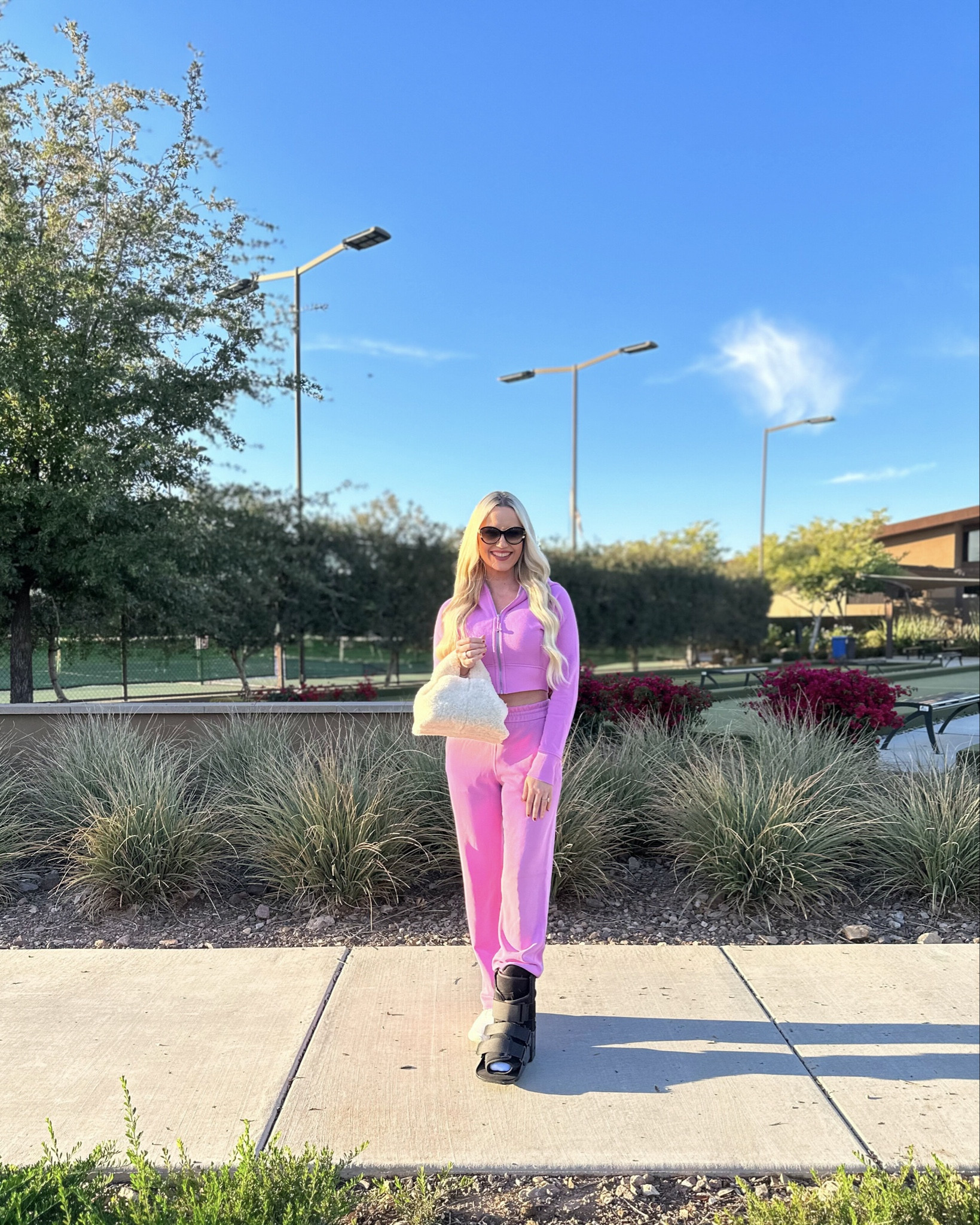 Lululemon’s Boxing Day sale picks have dropped! Snap up this adorable cropped sweatshirt before it’s gone 💕

Hoodie: Dahlia Mauve, 6
Pants: Dahlia Mauve, 6
Sneakers: White, 9.5

Lululemon Scuba Cropped Full-Zip Hoodie | Lululemon Softstreme Pants | Loungewear | Athleisure

#LTKsalealert #LTKfitness