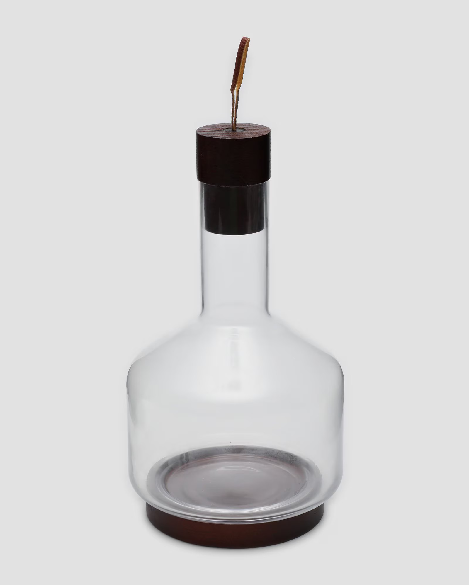 Decanter para vinho com madeira 1,9L | Casa Riachuelo | Riachuelo (BR)