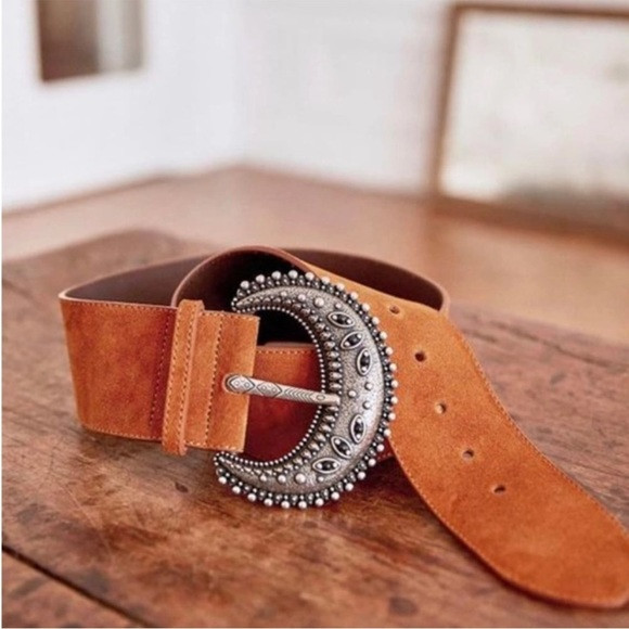 NWT Sezane Louve Belt Camel color size 80 cm | Poshmark