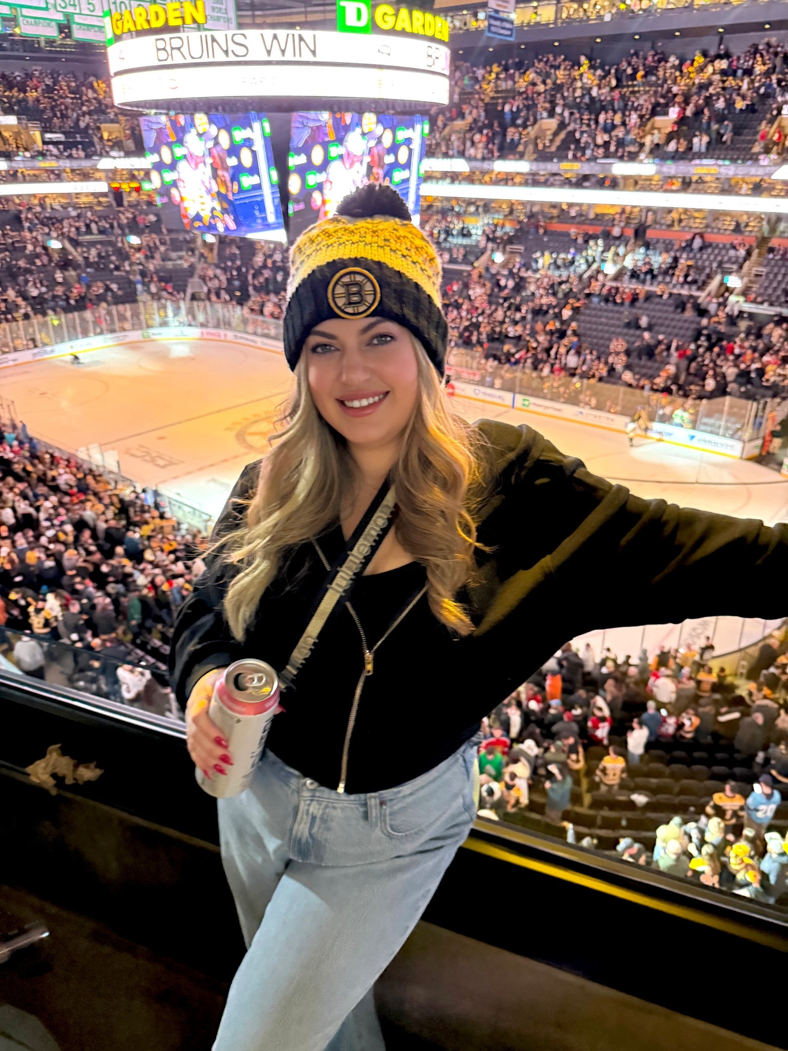 Bruins game! 
Hat is old but linked similar
Loose jeans and zip up! 
My Sambas are kid sized and I am wearing a size 5 (I am 6.5 in women’s)

#LTKMidsize #LTKActive #LTKdayinmylife