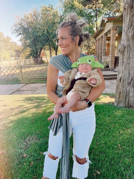 cutest in the galaxy, you are ✨

How cute is this crochet baby yoda costume!! Would you believe it’s from Amazon? I threw on a solly baby wrap and put my hair in buns for a quick and easy Rae outfit! 

#LTKHalloween #LTKbaby #LTKfamily