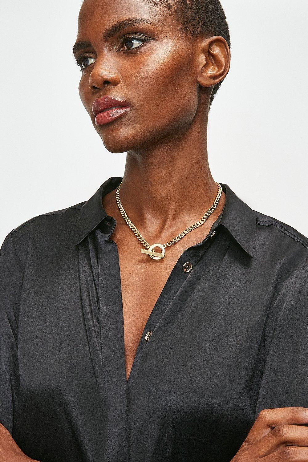 Gold Plated T Bar Necklace | Karen Millen UK & IE