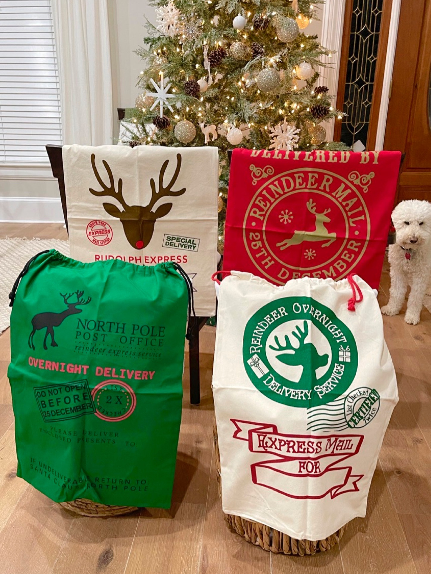 I’ve been using these extra large Santa sacks to hold Christmas gifts for years!   #santasack #christmas #christmasgifts #presents #christmastree #amazonfinds

#LTKHoliday #LTKSeasonal #LTKhome
