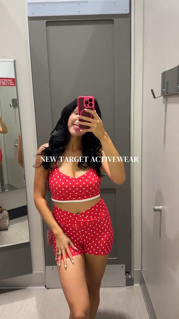 Run to target for the cutest new activewear! #polkadots #activewear #targetfinds #summerclothes #gymoutfits