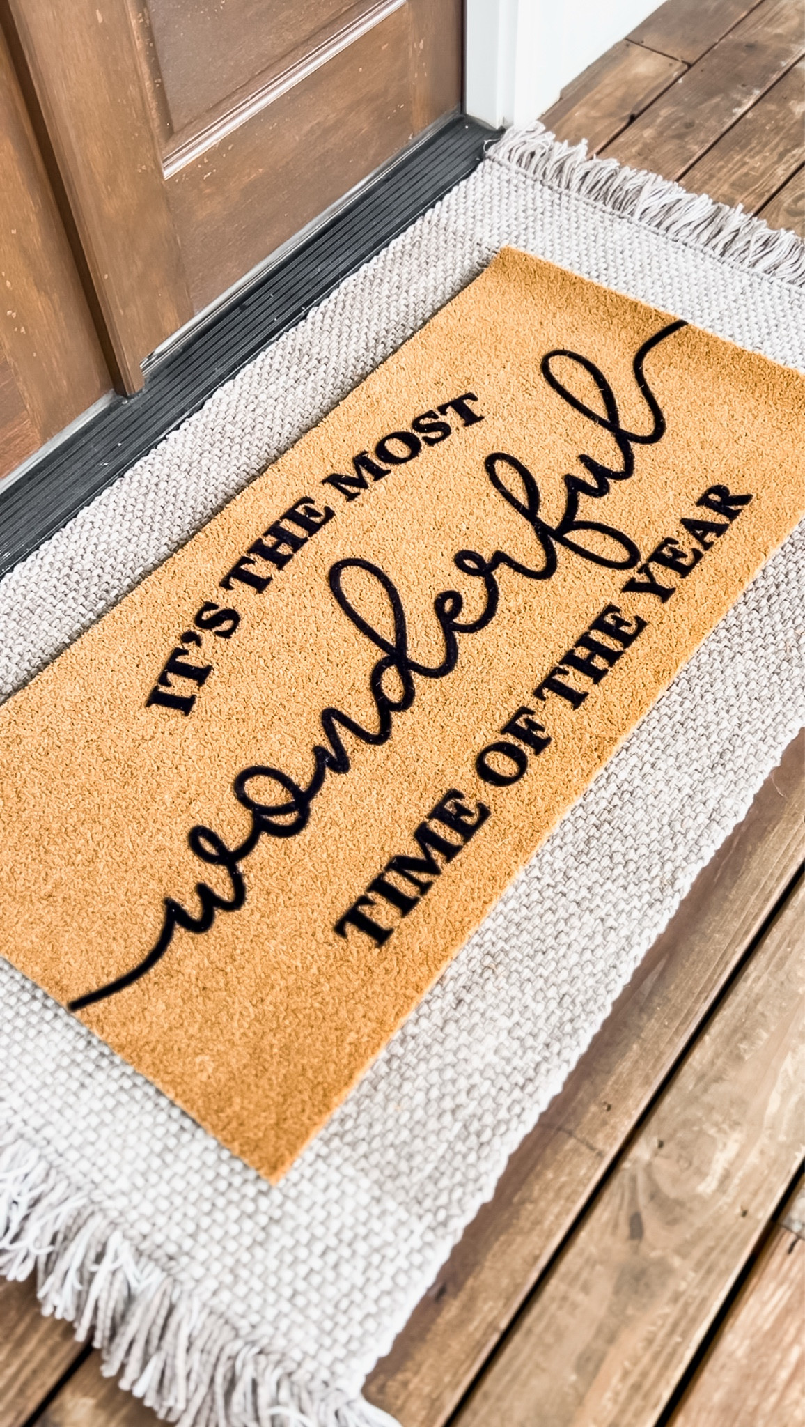 Love my layered and oversized Christmas doormat!

#LTKHome #LTKSeasonal #LTKHoliday