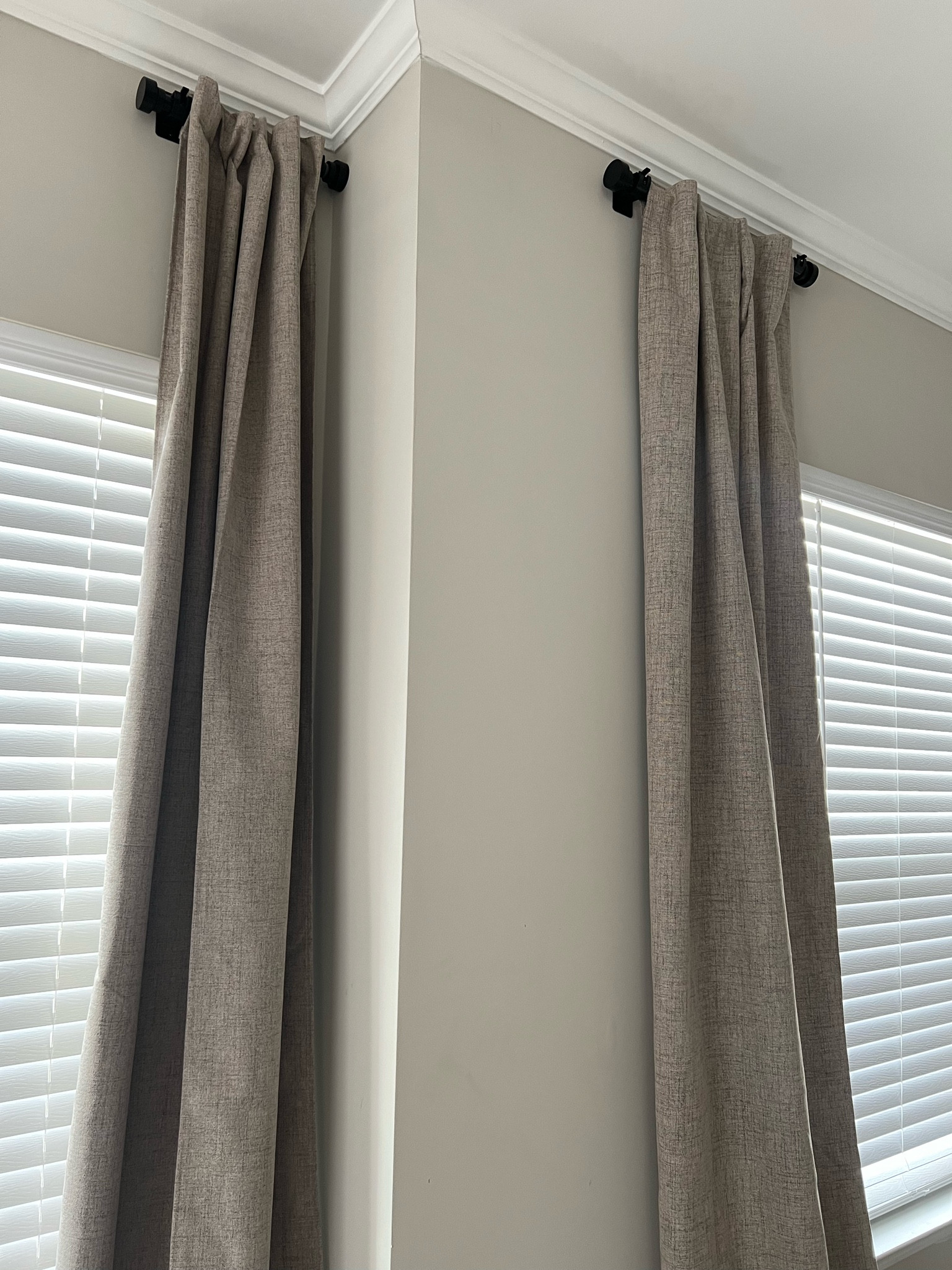 Curtain rods & hooks from Amazon ❤️

#LTKStyleTip #LTKHome #LTKU