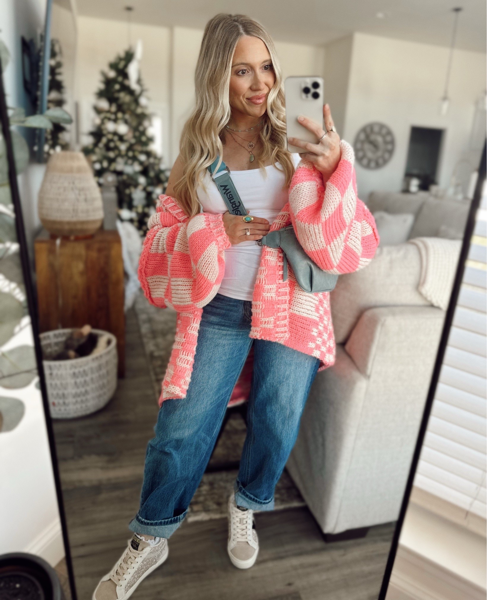 Easy winter maternity outfit, easy winter bump friendly outfit

#LTKBaby #LTKBump #LTKootd