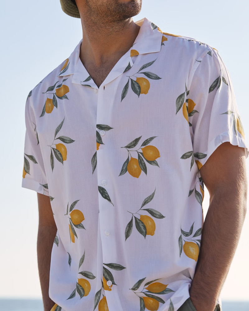 Short-Sleeve Camp Collar Button-Up Shirt | Abercrombie & Fitch (US)