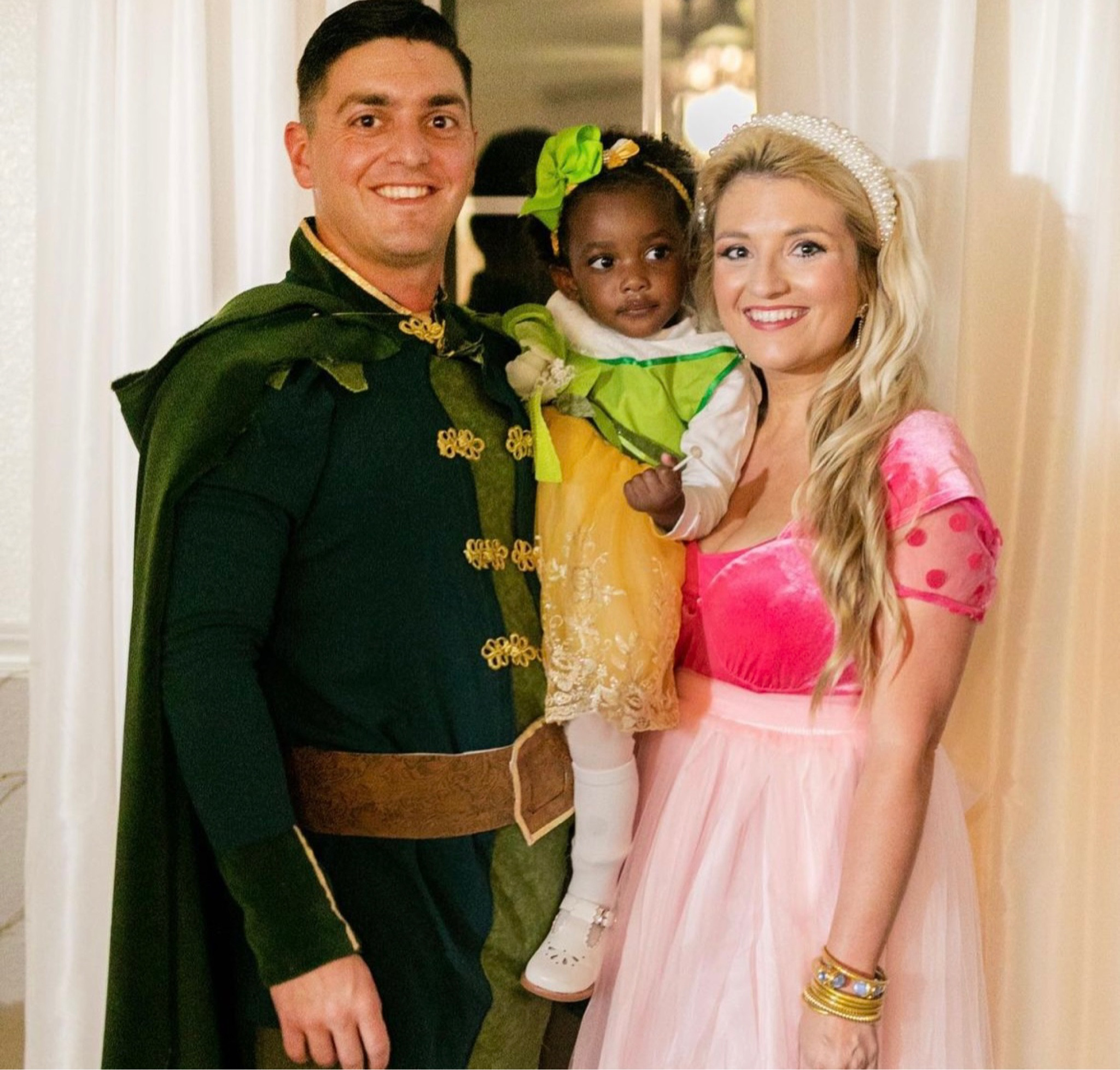 Y’all know I’m ALL about a good Halloween costume, and I just noticed Target has 30% off all their costumes and costume accessories right now! Run to grab some of my favs I’ve picked out for this year 👻

#LTKsalealert #LTKHalloween #LTKSeasonal
